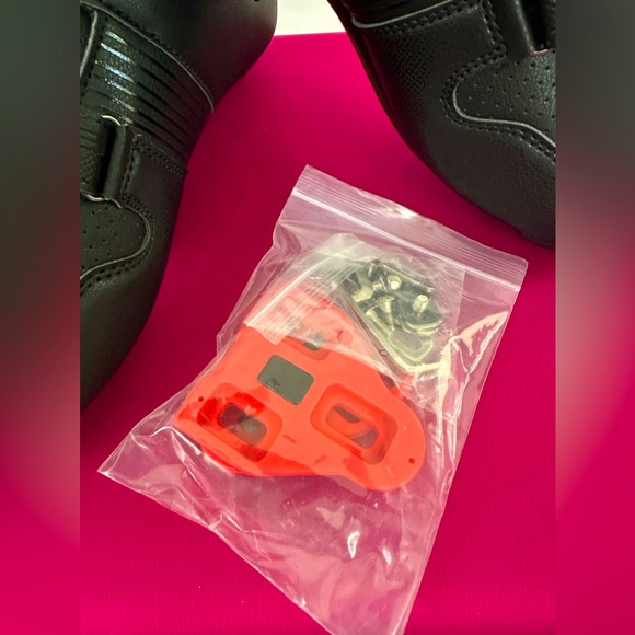 Unisex Black Cycling Shoes Compatible with Delta Cleats  Indoor/Outdoor/Peleton - Picture 7 of 15